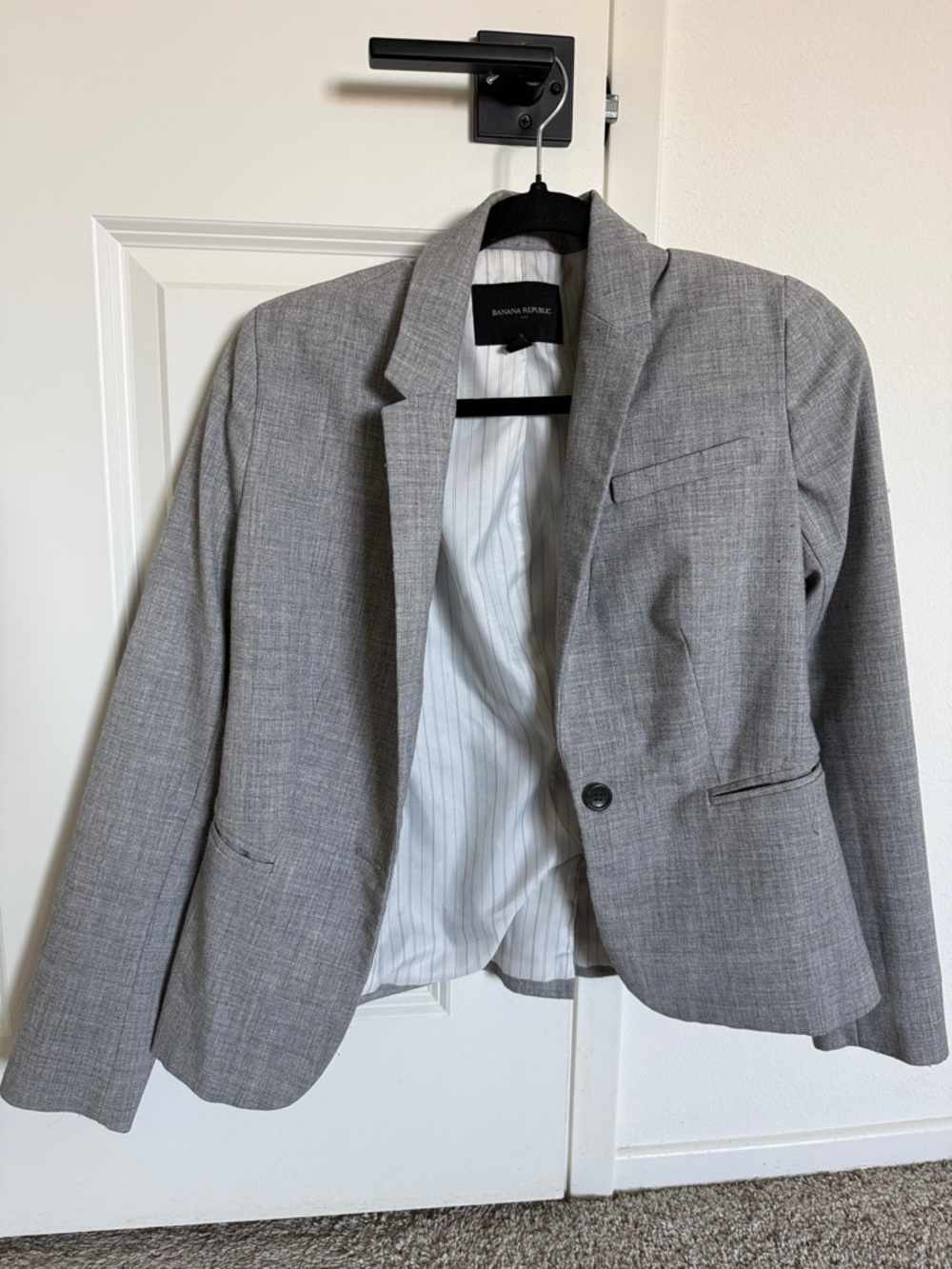 Banana Republic Gray Women's Blazer - Single-Button Tailored Jacket